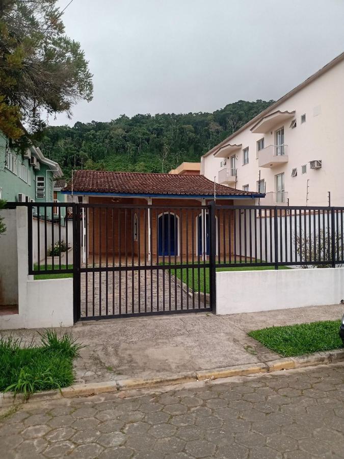 Casa Praia Grande Com Churrasqueira Villa Ubatuba Eksteriør billede